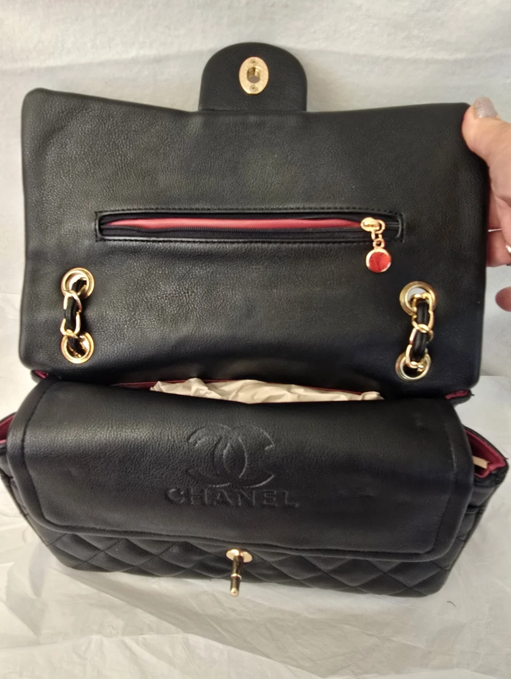 Faux Women’s Classic Black Quilted Shoulder Bag Gold Hardward Box Docs Dustbag - Picture 7 of 14